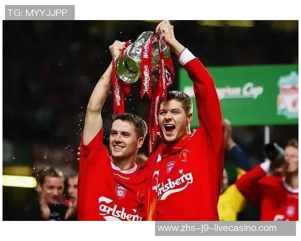 欧文的足球传奇：从天才少年到世界巨星的辉煌历程与影响